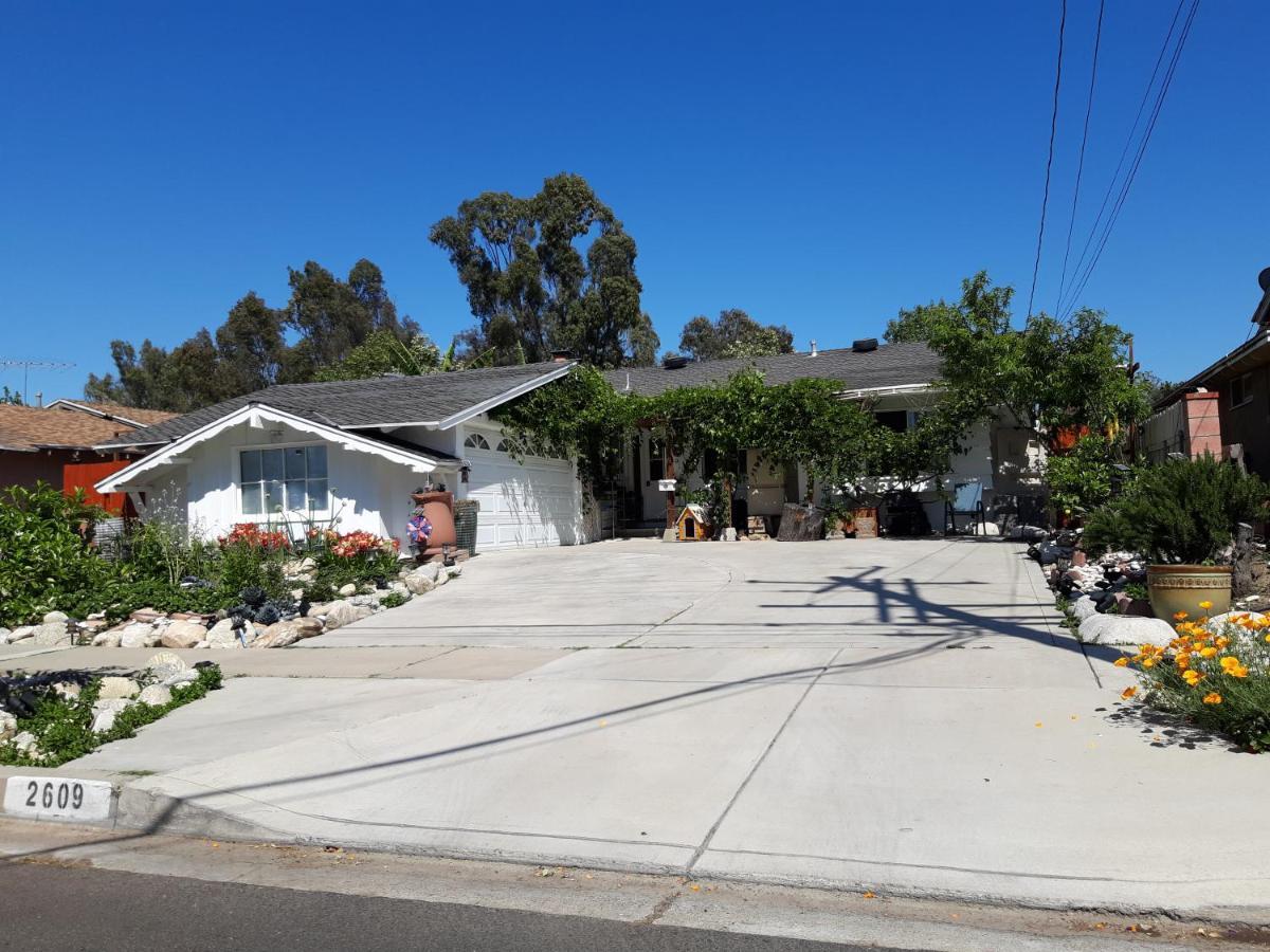 לינה וארוחת בוקר סנטה אנה Oc House מראה חיצוני תמונה